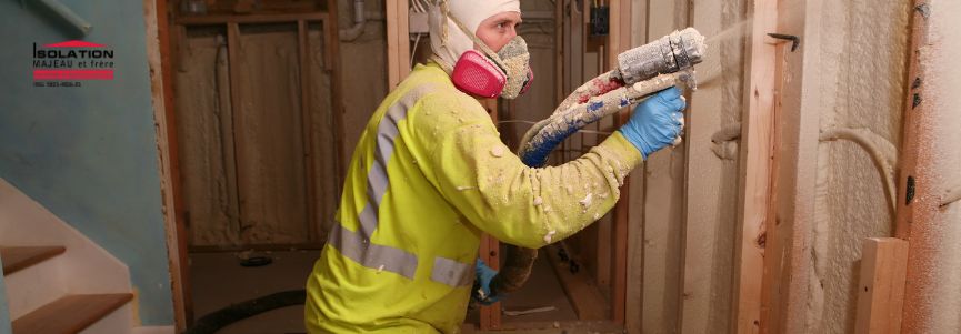 5 Ways Spray Foam Insulation Can Help You Manage Cold Montreal Weather